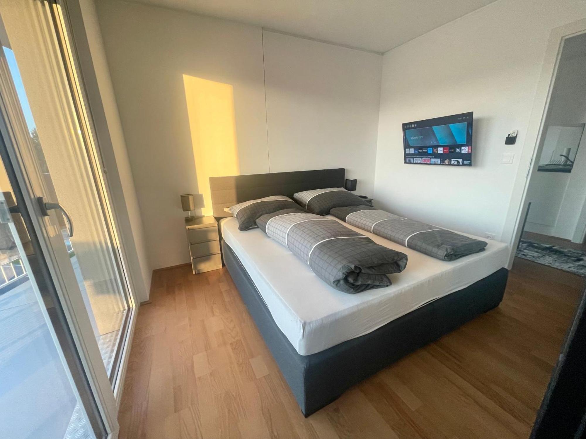 Luxusapartment Mit 40 Qm Terrasse, E-Parkplatz Und Parkplatz Graz Extérieur photo